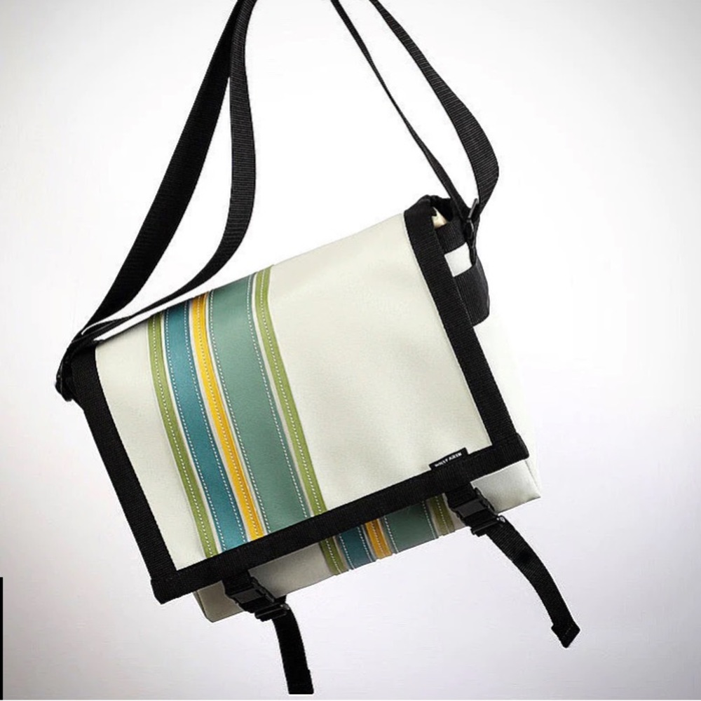 Holly Aiken Airborne Bag